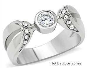 **INTERNATIONAL POSTAGE**STAINLESS STEEL SIMULATED DIAMOND RING