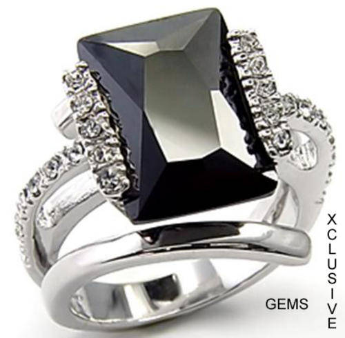 * R35 POSTAGE* 18K WHITE GOLD PLATED BLACK STONE LADIES RING