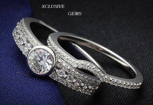 LOCALLY IN STOCK ** 925 HALLMARKED STERLING SILVER SIMULATED DIAMOND WEDDING RING SET