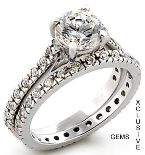 * GLAMOUROUS* 18K WHITE GOLD PLATED SIMULATED DIAMOND LADIES RING