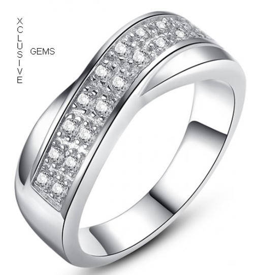 * R35 POSTAGE* 18K WHITE GOLD PLATED SIMULATED DIAMOND LADIES RING