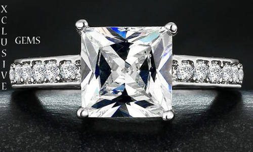* R35 POSTAGE* 18K WHITE GOLD PLATED SIMULATED DIAMOND LADIES RING
