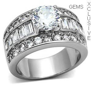 ** STUNNING SIMULATED DIAMOND 18K WHITE GOLD PLATED LADIES RING
