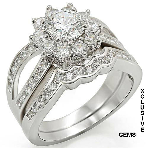 LOCALLY IN STOCK* GLAMOUROUS* 18K WHITE GOLD PLATED SIMULATED DIAMOND LADIES RING