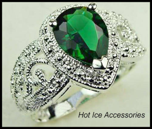 **INTERNATIONAL POSTAGE** FULLY HALLMARKED 925 STERLING SILVER SIMULATED EMERALD RING