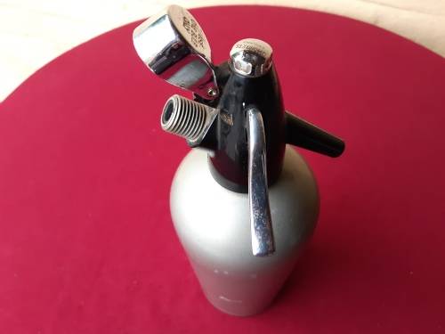 VINTAGE SPARKLETS SODA SIPHON