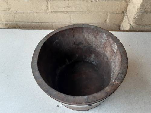 VINTAGE  OAK WINE BARREL PLANT POT HOLDER WITH BRASS HOOPS