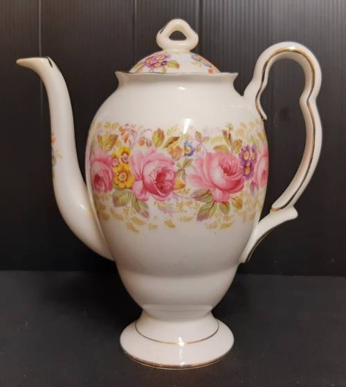 ELEGANT ROYAL ALBERT SERENA BONE CHINA COFFEE POT WITH A STUNNING FLORAL DESIGN