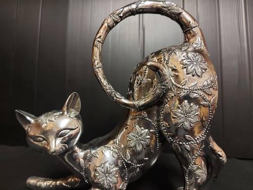 AWESOME SILVER METAL SOLID AND ORNATELY DECORATED PLAYFUL SIAMESE CAT