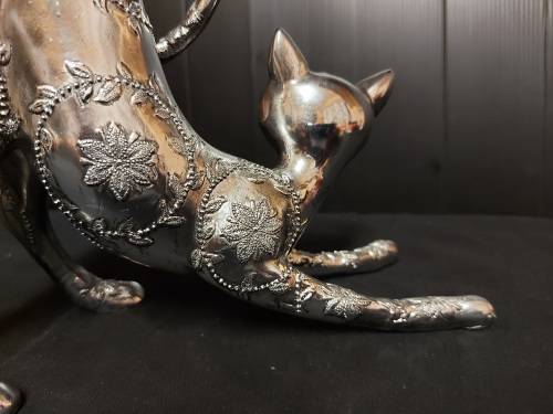 AWESOME SILVER METAL SOLID AND ORNATELY DECORATED PLAYFUL SIAMESE CAT