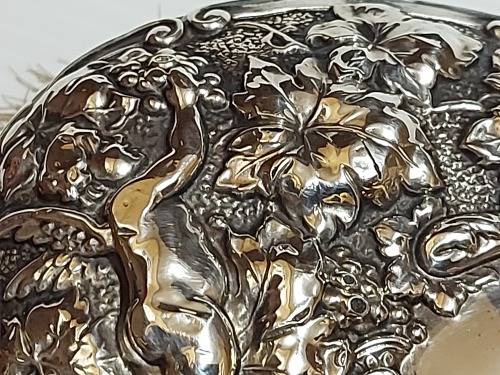 1903 ANTIQUE EDWARDIAN ERA HALLMARKED BIRMINGHAM SILVER-BACKED BRUSH