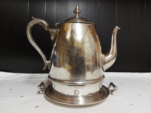 AMAZING FIND! UNION CASTLE LINE 1900 LATE VICTORIAN LARGE  SILVER PLATED TEA POT WITH BASE