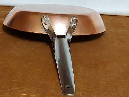 GREAT FIND!  VINTAGE GEORG JENSEN TAVERNA DESIGN SOLID COPPER FLARED SKILLET WITH A SILVER LINING