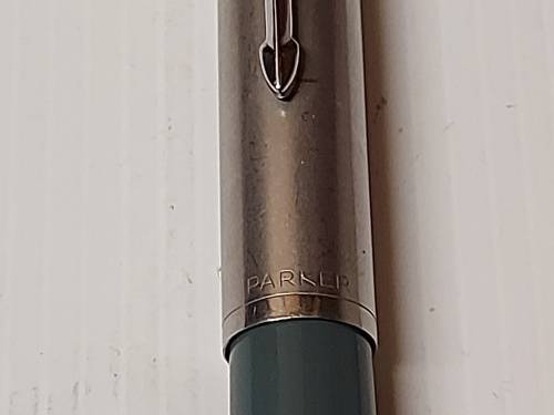 VINTAGE ICONIC PARKER 51 FOUNTAIN PEN