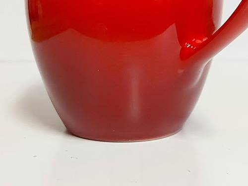 STUNNING LE CREUSET CERAMIC JUG IN MINT CONDITION