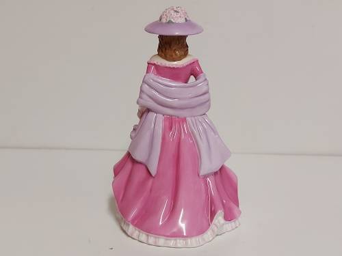 ROYAL DOULTON BOXED INTERNATIONAL COLLECTORS CLUB SUMMERBREEZE HN 4587 BONE CHINA FIGURINE