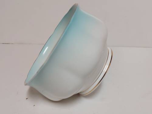 AWESOME VINTAGE 1950-1970 ROYAL ALBERT RAINBOW BONE CHINA SUGAR BOWL IN MINT CONDITION