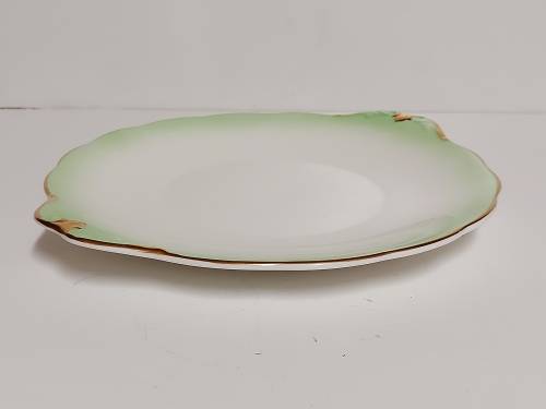 VINTAGE 1950-1970 ROYAL ALBERT RAINBOW BONE CHINA TWIN HANDLED CAKE PLATTER IN MINT CONDITION