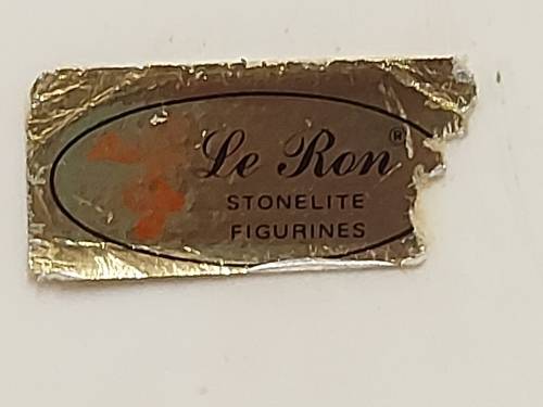 ORIGINAL LE RON TALL AND ELEGANT ORIENTAL STONELITE FIGURINE