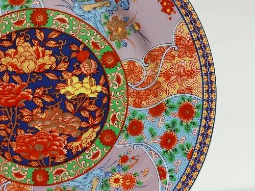 GENUINE IMPERIAL KYOTO IMARI PLATE IN AN MINT CONDITION