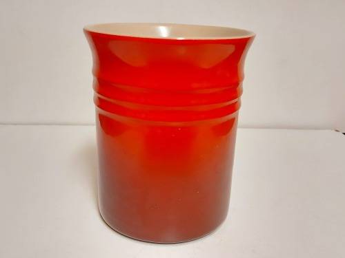 BEAUTIFUL LE CREUSET LARGE UTENSIL HOLDER IN MINT CONDITION