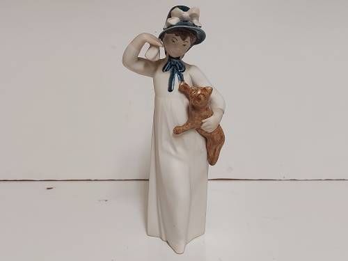 VINTAGE REX VALENCIA HAND-MADE IN SPAIN PORCELAIN FIGURINE