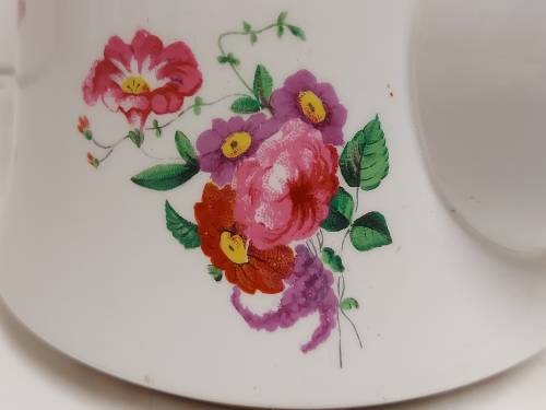 GORGEOUS AND ELEGANT VINTAGE 1940`s ROYAL ALBERT BONE CHINA LADY ANGELA COFFEE POT