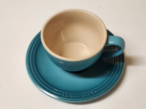 VINTAGE LE CREUSET TEA CUP AND SAUCER IN MINT CONDITION
