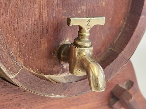 VINTAGE OAK WINE BARREL WITH BRASS HOOPS ON A CUSTOM MADE STAND