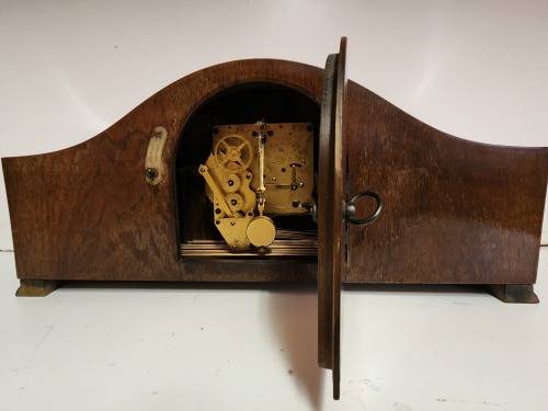 VINTAGE KIENZLE MADE IN GERMANY WOODEN MANTEL CLOCK IN WORKING CONDITION
