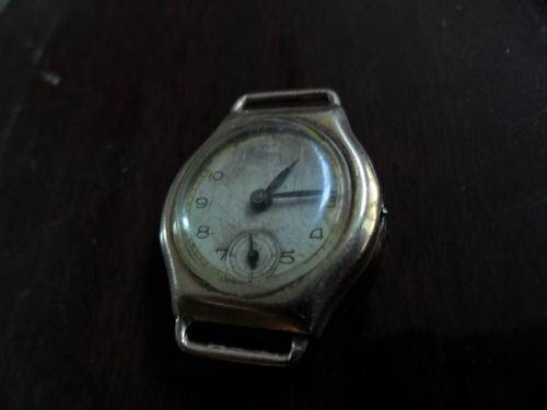 ANTIQUE 9CT GOLD SWISS AUTOMATIC LADIES WATCH (RUNNING)