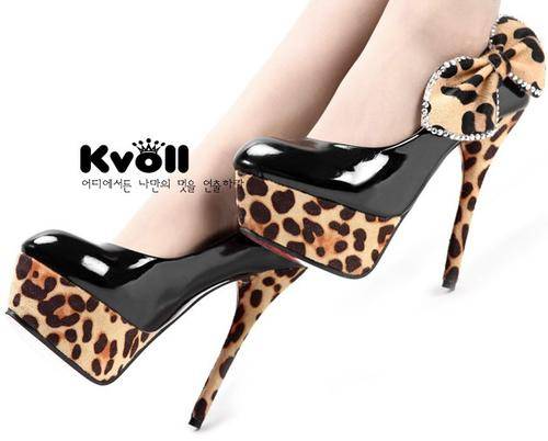 BRAND NEW - LADIES BLACK WITH LEOPARD BOW HIGH HEEL