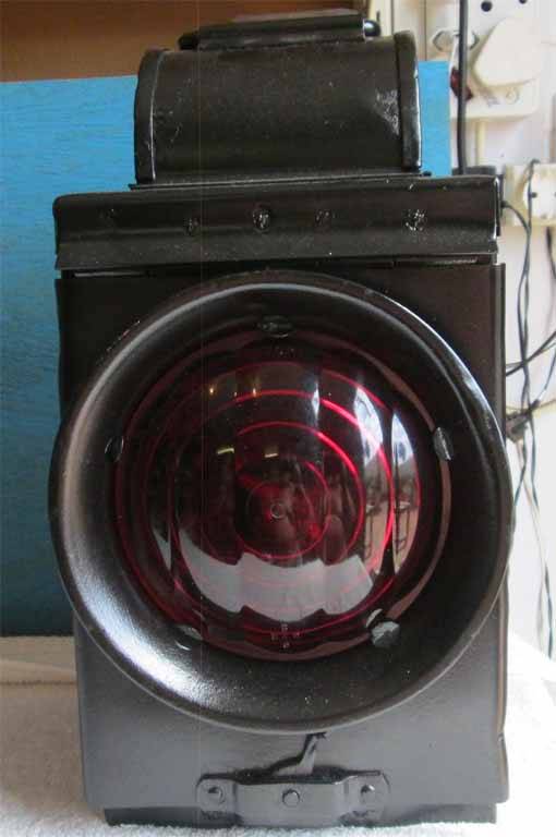 SINGLE RED SAR LAMP COMPLETE WITH PARAFFIN LAMP BURNER - SEE ALL FOTOS