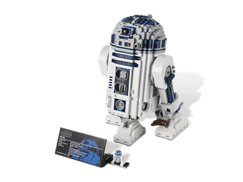 10225: R2-D2 UCS (Retired Product)
