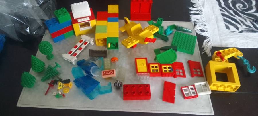 A  Collection Of Lego And Lego Figurines/ Lego Bionicle