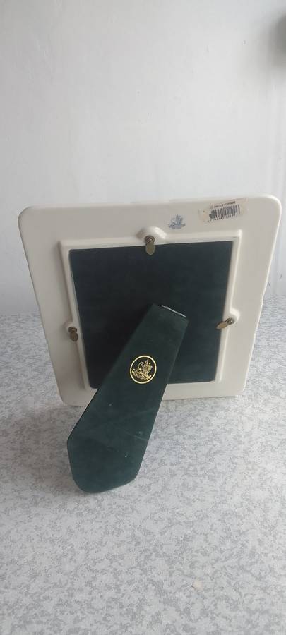Lovely Belleek Photo Frame  - Fine Parian China  - Made In Ireland