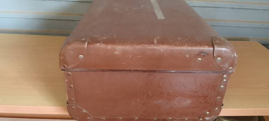 Vintage Solid  Globite Suitcase