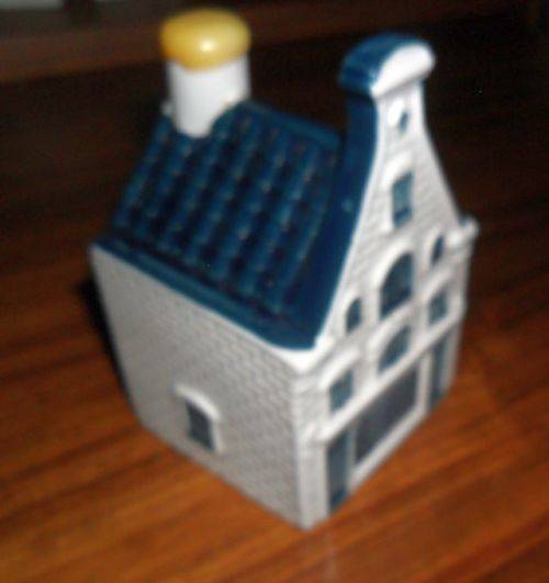 KLM  BOLS DELFT HOUSE NO 66