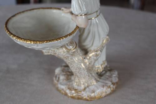 ROYAL WORCESTER HADLEY FIGURAL NUT DISH 1886 FOR OLDHAM ONLY