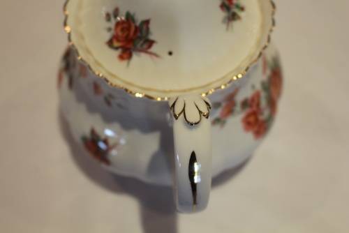 PRISTINE ROYAL ALBERT CENTENNIAL ROSE TEAPOT