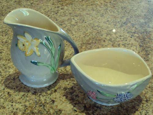 SHORTERS MILK AND SUGAR SET