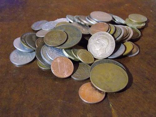70 x World Mixed Coin Lot - Unsorted