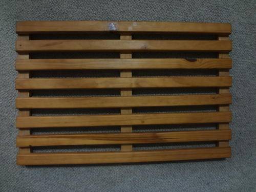 wooden mat bathroom