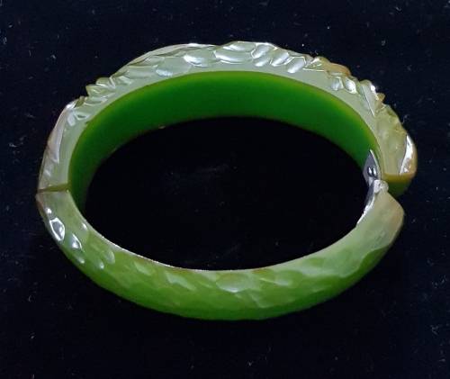 Vintage Genuine Pea Green Bakelite Cuff Hinged Bangle