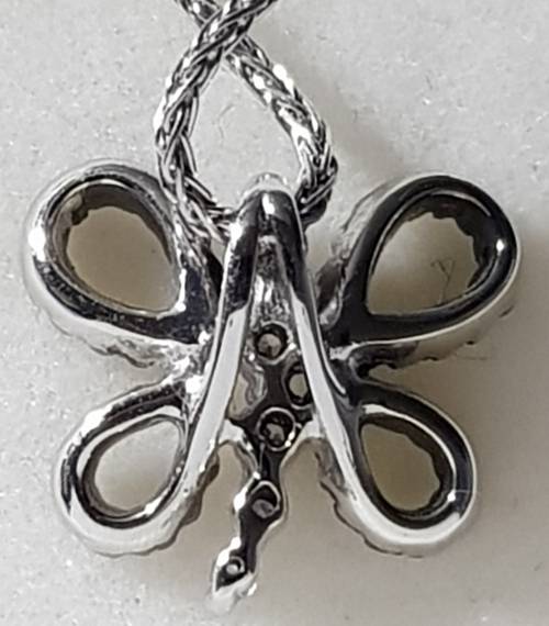 9ct White Gold Chain with Dragonfly Pendant Encrusted with Black and Clear Diamonds