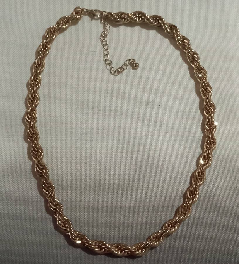 Gold Tone Thick Rope Fashion Choker Chain