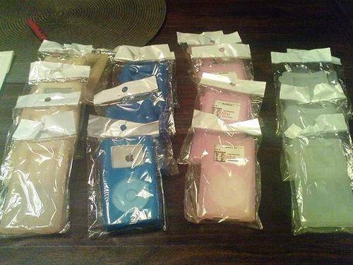 18 Old iPod Nano Skins