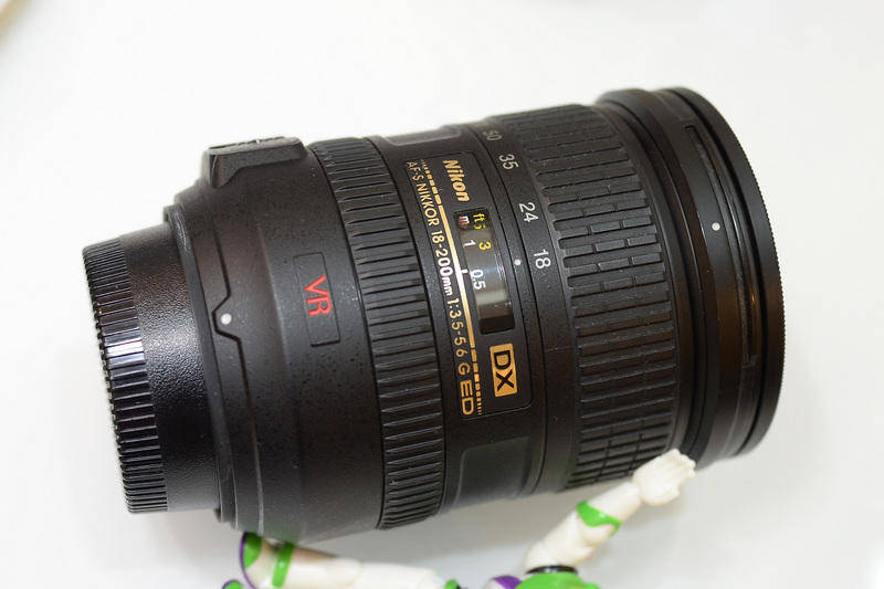 Nikon Nikkor AF-S DX 18-200 mm f/3.5-5.6G IF-ED VR VERY GOOD CONDITION
