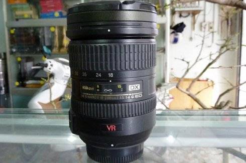 Nikon Nikkor AF-S DX 18-200 mm f/3.5-5.6G IF-ED VR VERY GOOD CONDITION