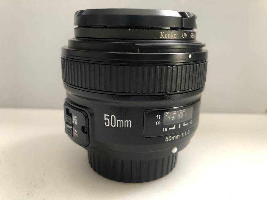 Yongnuo 50mm f/1.8 in NEW CONDITION COMING WITH BOX
